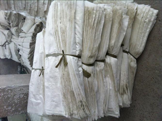 厂家直销40-145门幅18扣白色塑料编织筒料 包装编织布.